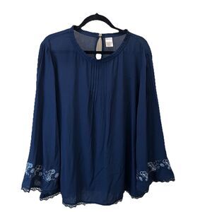 Time and Tru Blue Floral Embroidered Tunic Top Keyhole Boho Cottage Womens XL
